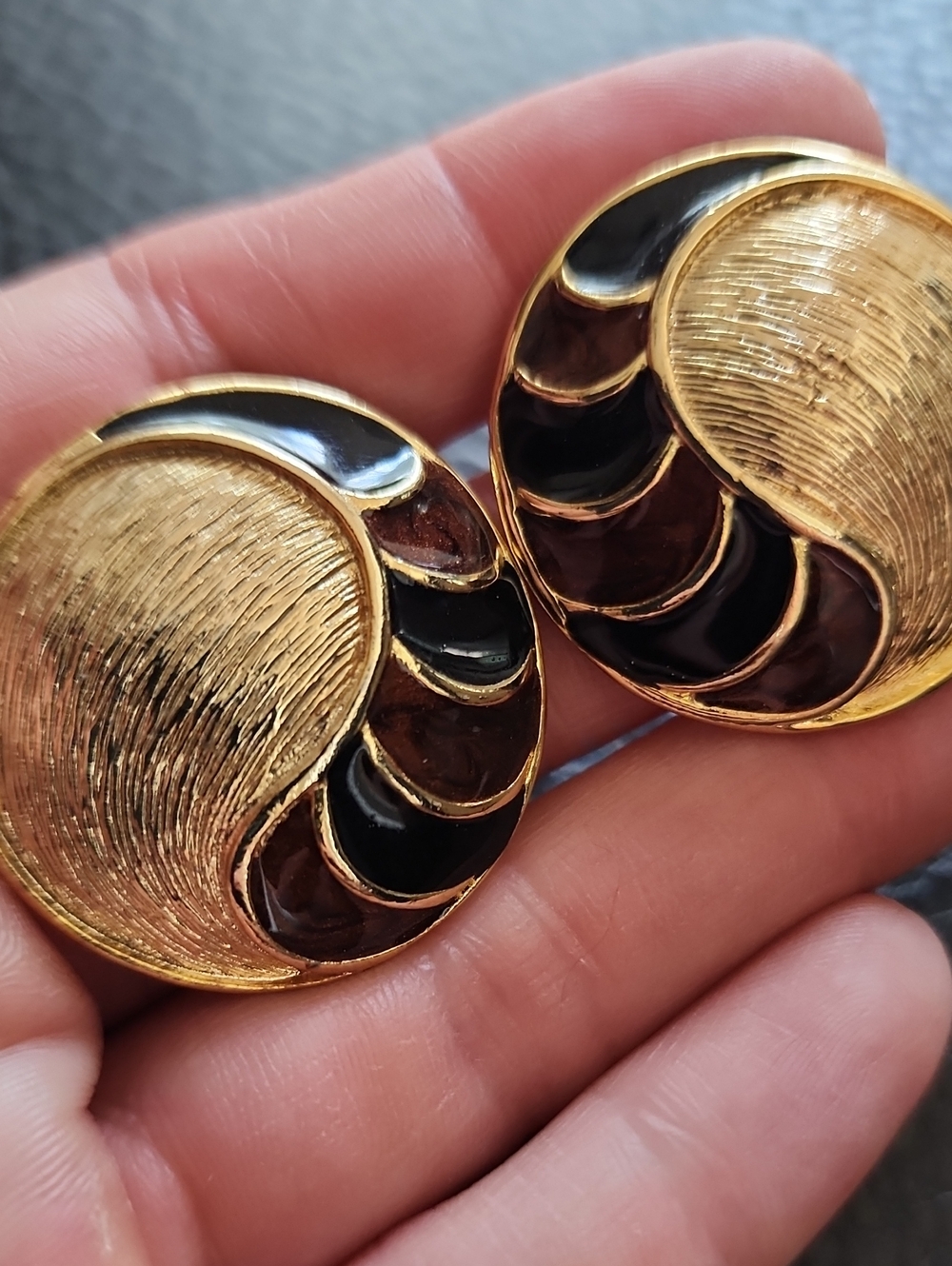 VTG Gold and Black Enamel Women's Earrings - Elegant Statement Jewelry